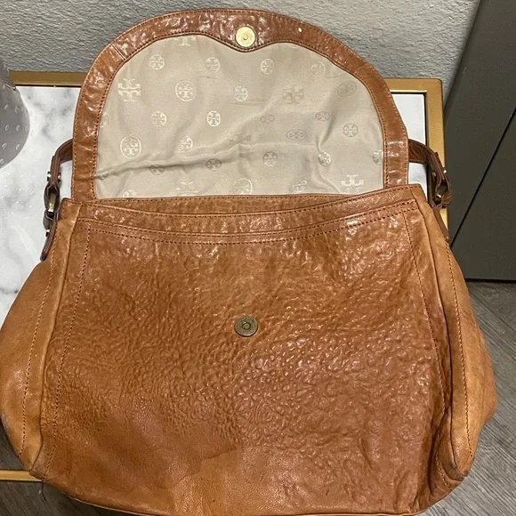 Tory Burch Shoulder Bag - Picture 4 of 13